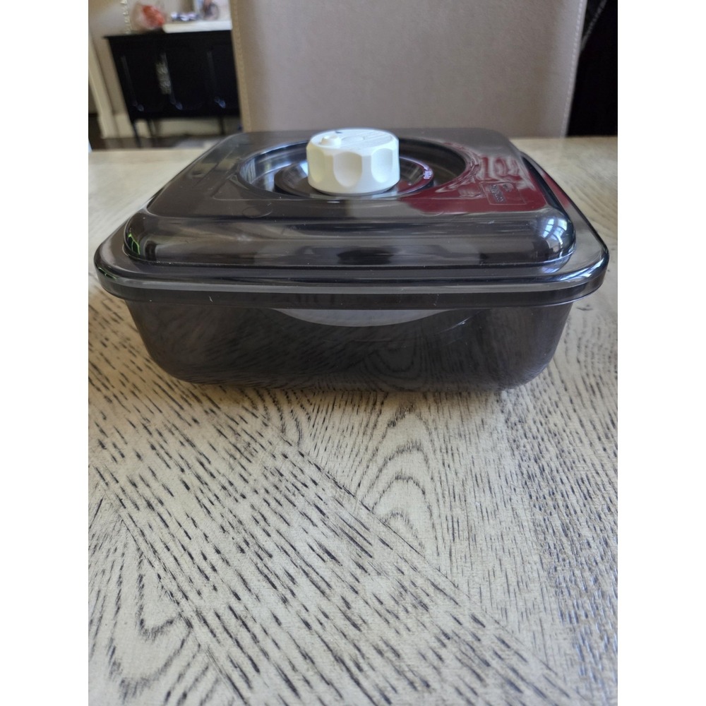 FoodSaver SaverMate 2 1/4 qt Square Marinating Canister 02-0019 NEW OPEN BOX VTG